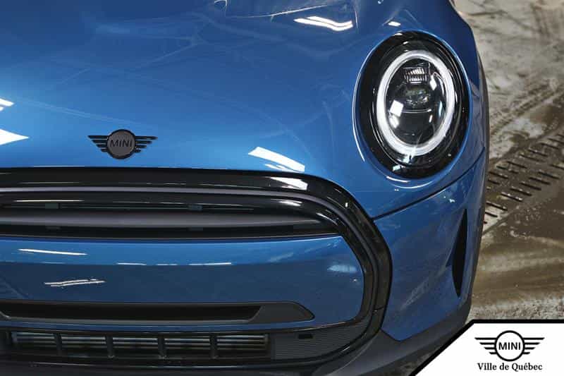 2024 Mini Cooper 5 Door - Image 4