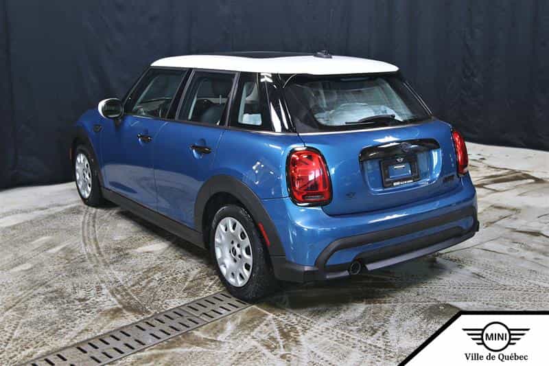 2024 Mini Cooper 5 Door - Image 9