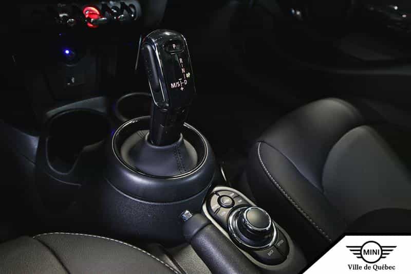 2024 Mini Cooper 5 Door - Image 11