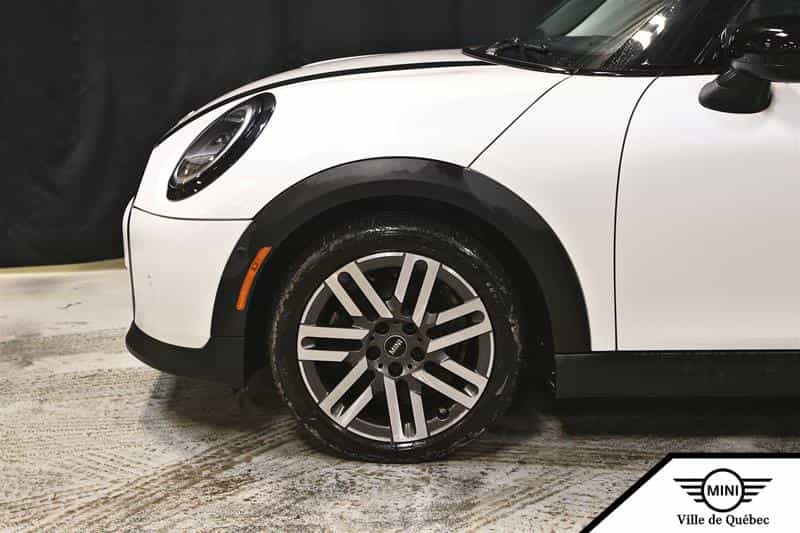 2025 Mini Clubman 3 Door - Image 6