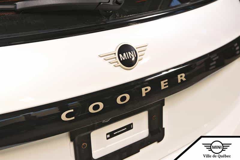 2025 Mini Clubman 3 Door - Image 8