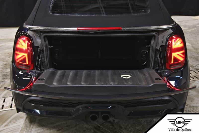 2022 Mini Convertible Cooper S - Image 9