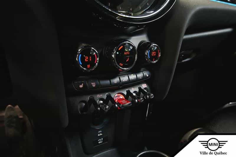 2022 Mini Convertible Cooper S - Image 13