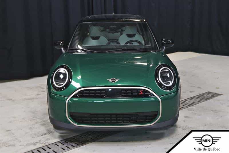 2025 Mini Cooper Cooper S FWD - Image 3