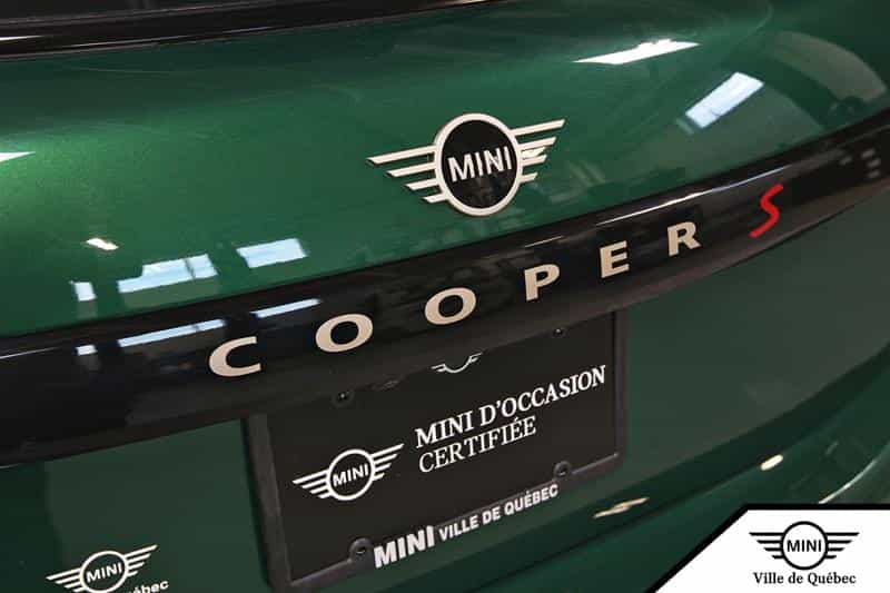 2025 Mini Cooper Cooper S FWD - Image 8