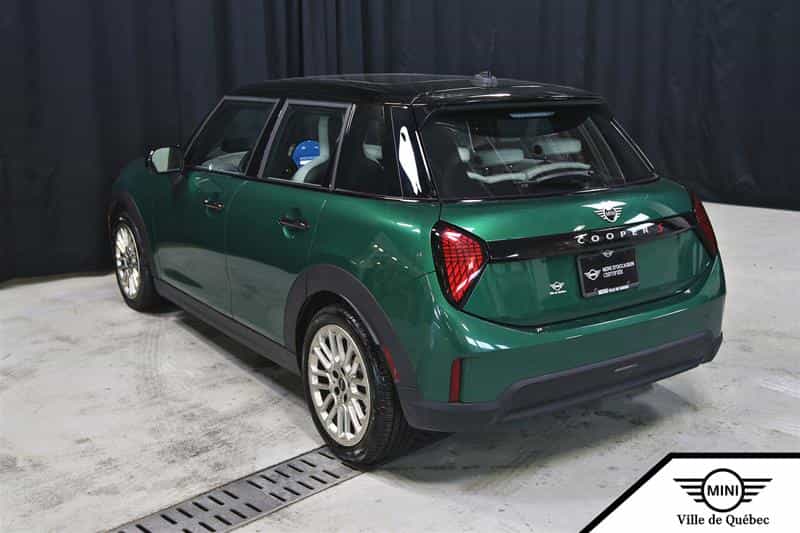 2025 Mini Cooper Cooper S FWD - Image 10