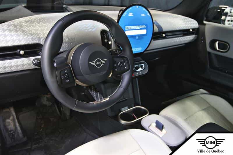 2025 Mini Cooper Cooper S FWD - Image 11