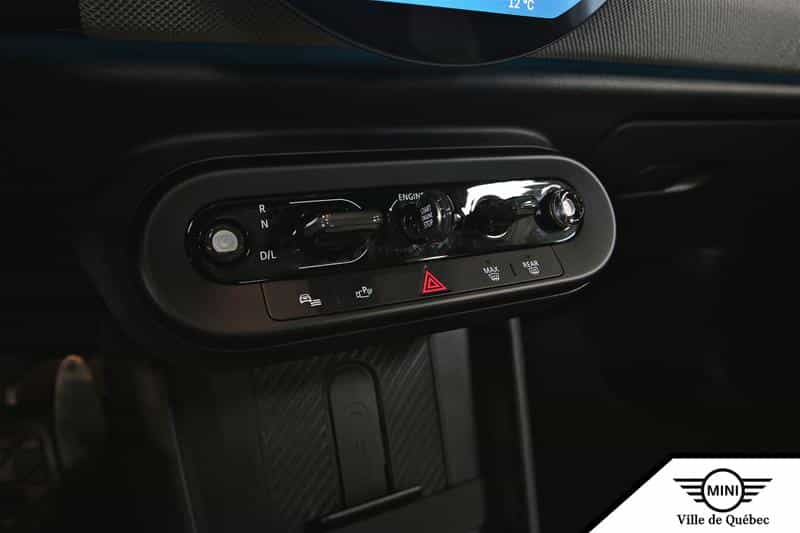 2025 Mini Cooper Cooper S FWD - Image 13