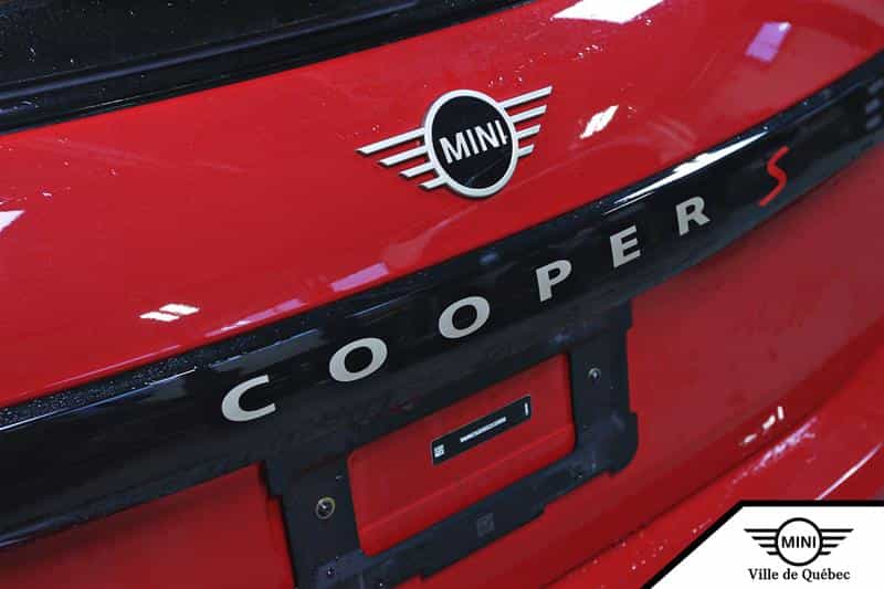 Image 8 Mini Cooper 3 Door 2025