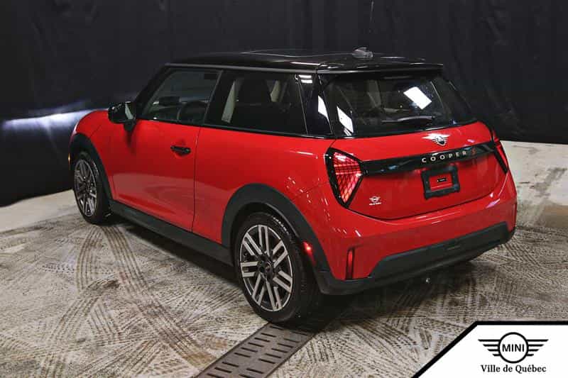 Image 10 Mini Cooper 3 Door 2025