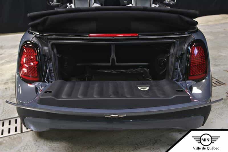 2025 Mini Clubman Convertible - Image 9