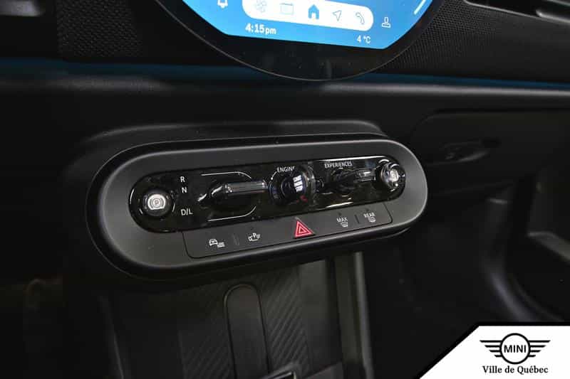 2025 Mini Clubman Convertible - Image 12