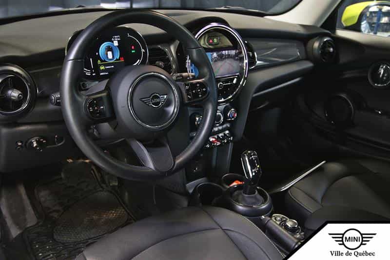 Image 11 Mini Cooper 3 Door 2024