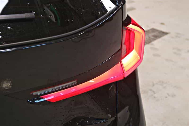 2025 BMW X1 M35i xDrive - Image 7