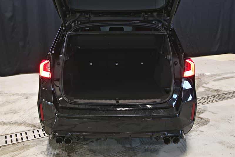 2025 BMW X1 M35i xDrive - Image 8