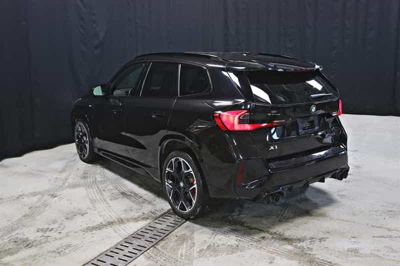 2025 BMW X1 M35i xDrive - Image 9
