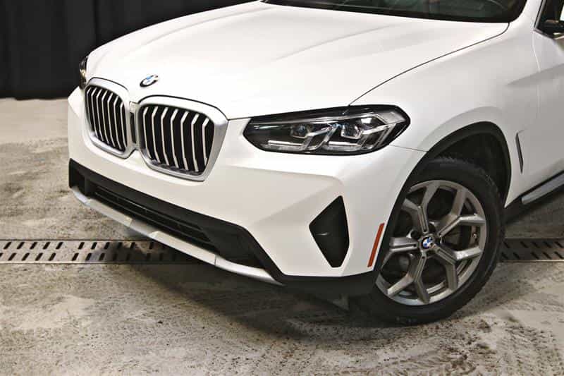 2023 BMW X3 xDrive30i - Image 2