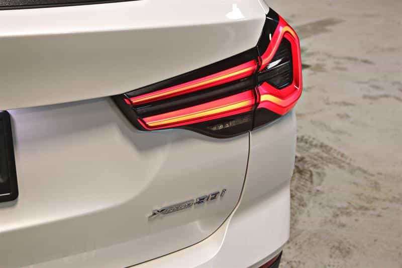 2023 BMW X3 xDrive30i - Image 8