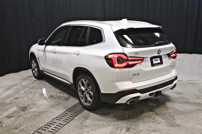 2023 BMW X3 xDrive30i - Image 10