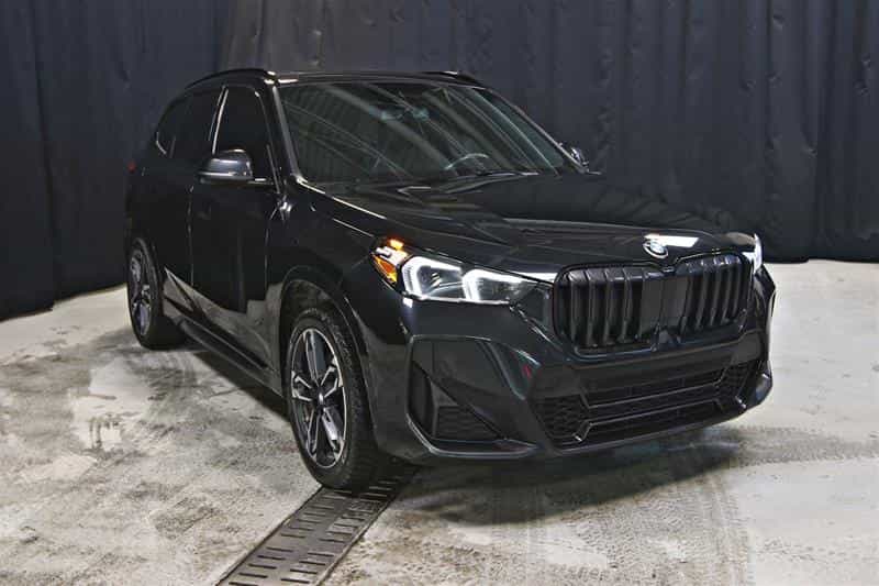 2025 BMW X1 xDrive28i - Image 4