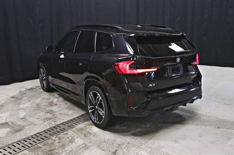 2025 BMW X1 xDrive28i - Image 10