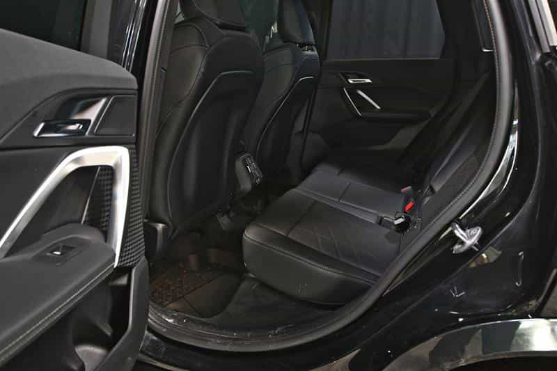 2025 BMW X1 xDrive28i - Image 17