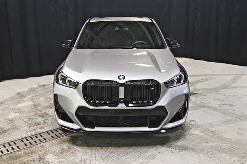 2025 BMW X1 M35i xDrive - Image 3