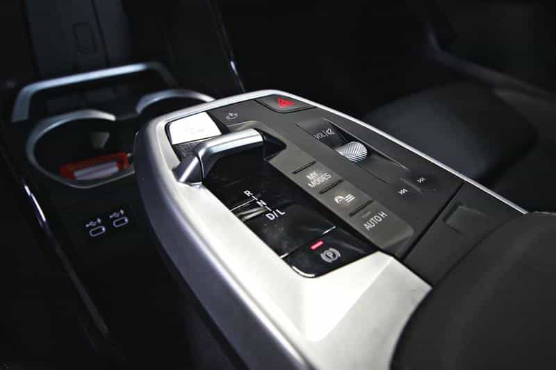 2023 BMW X1 xDrive28i - Image 10