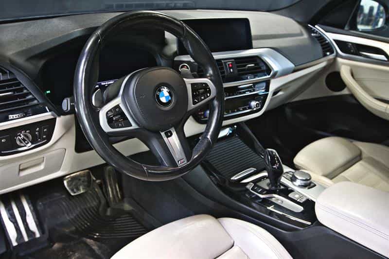 2020 BMW X3 xDrive30i - Image 11