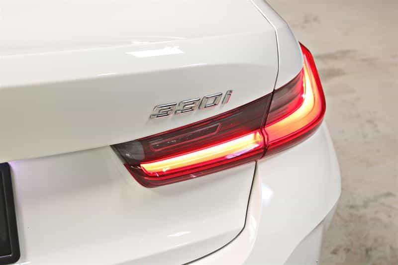 2023 BMW 3 Series xDrive Sedan - Image 8
