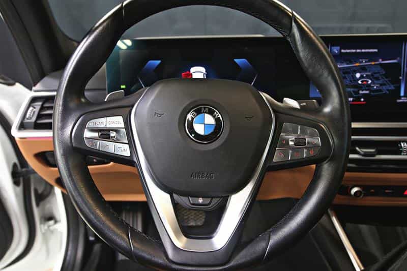 2023 BMW 3 Series xDrive Sedan - Image 14