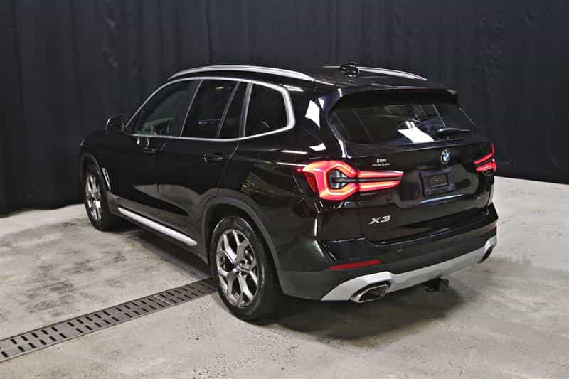 2024 BMW X3 xDrive30i - Image 10