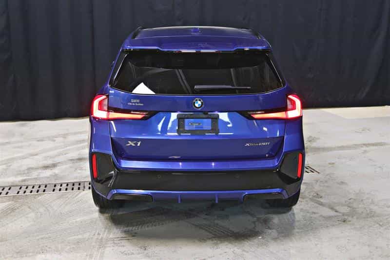2023 BMW X1 xDrive28i - Image 7