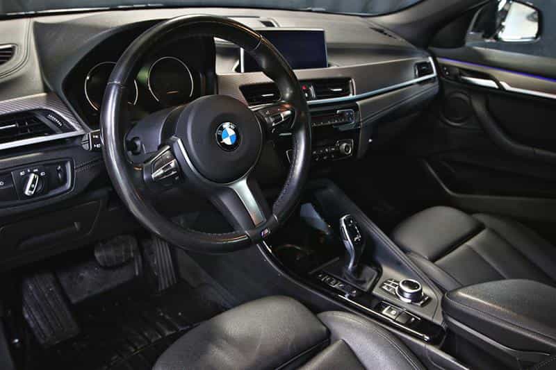 2020 BMW X2 xDrive28i - Image 11