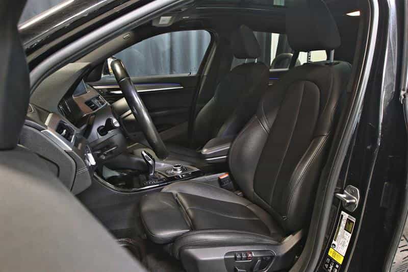 2020 BMW X2 xDrive28i - Image 17