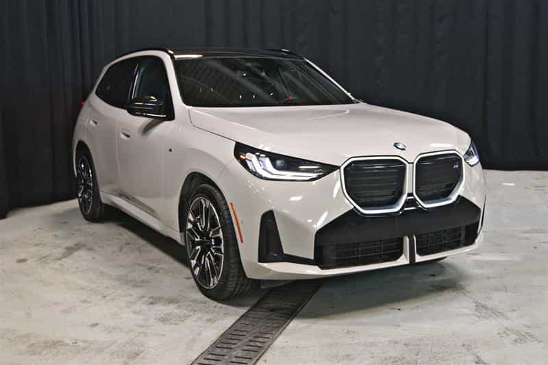 2025 BMW X3 M50 xDrive - Image 4