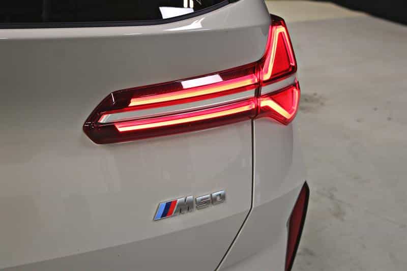 2025 BMW X3 M50 xDrive - Image 8