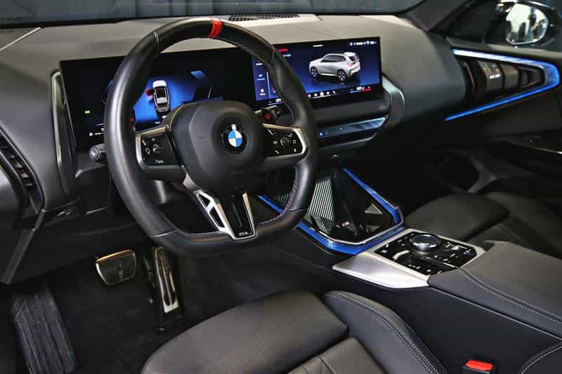 2025 BMW X3 M50 xDrive - Image 11