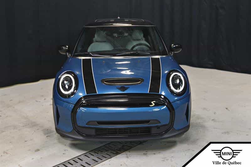 Image 3 Mini Cooper SE 3 Door 2023