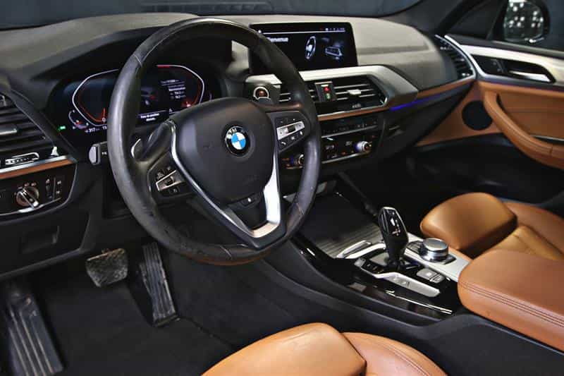 Image 11 BMW X3 xDrive30i véhicule d'activités sportives 2020