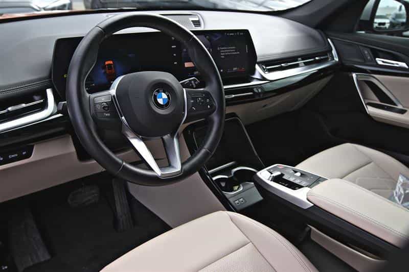 Image 10 BMW X1 xDrive28i 2024