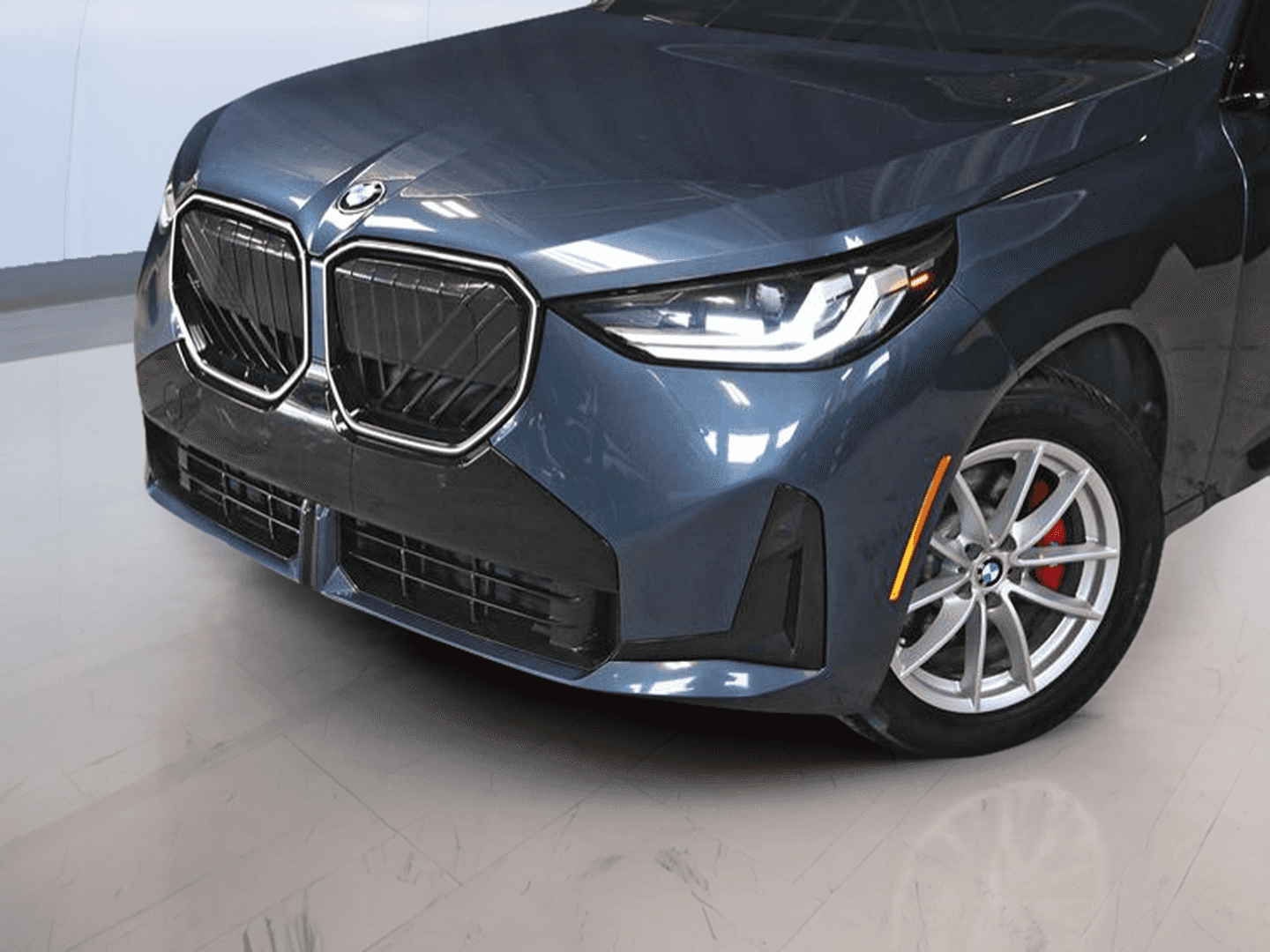 Image 2 BMW X3 30 xDrive M Sport Package 2026