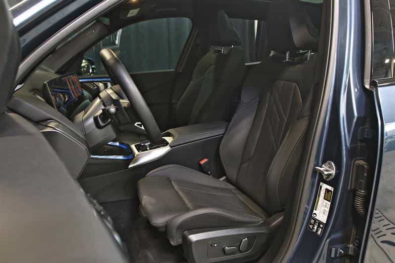 Image 18 BMW X3 30 xDrive M Sport Package 2026