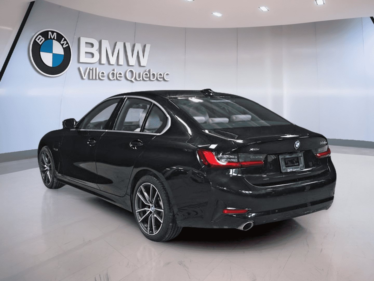 Image 10 BMW 3 Series 330e xDrive hybride Premium Essential Package 2022