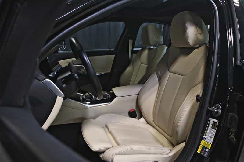 Image 17 BMW 3 Series 330e xDrive hybride Premium Essential Package 2022