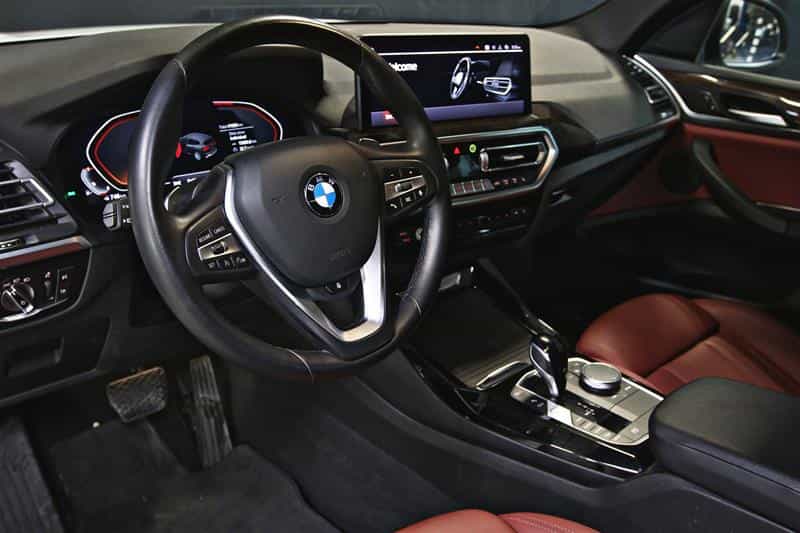 Image 11 BMW X3 xDrive30i véhicule d'activités sportives 2024