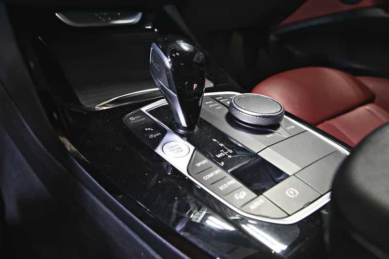 Image 12 BMW X3 xDrive30i véhicule d'activités sportives 2024