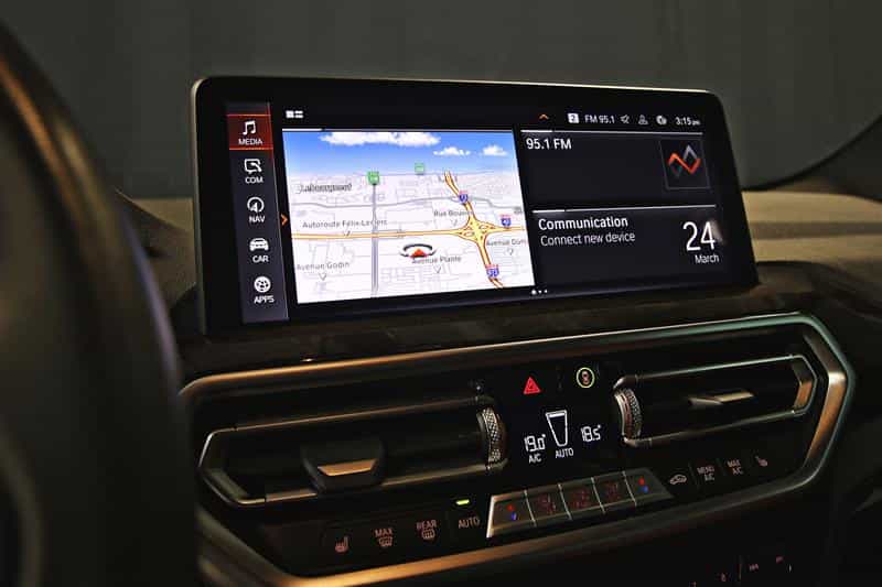 Image 14 BMW X3 xDrive30i véhicule d'activités sportives 2024