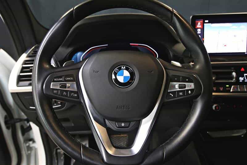 Image 15 BMW X3 xDrive30i véhicule d'activités sportives 2024