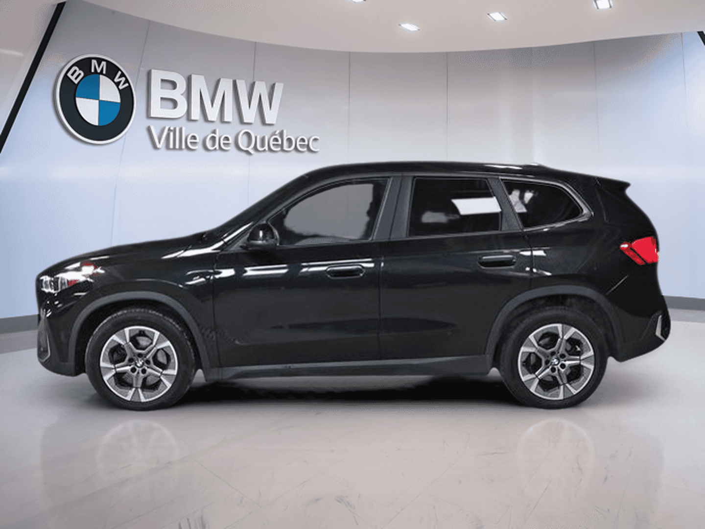 Image 5 BMW X1 xDrive28i Premium Essential Package 2023